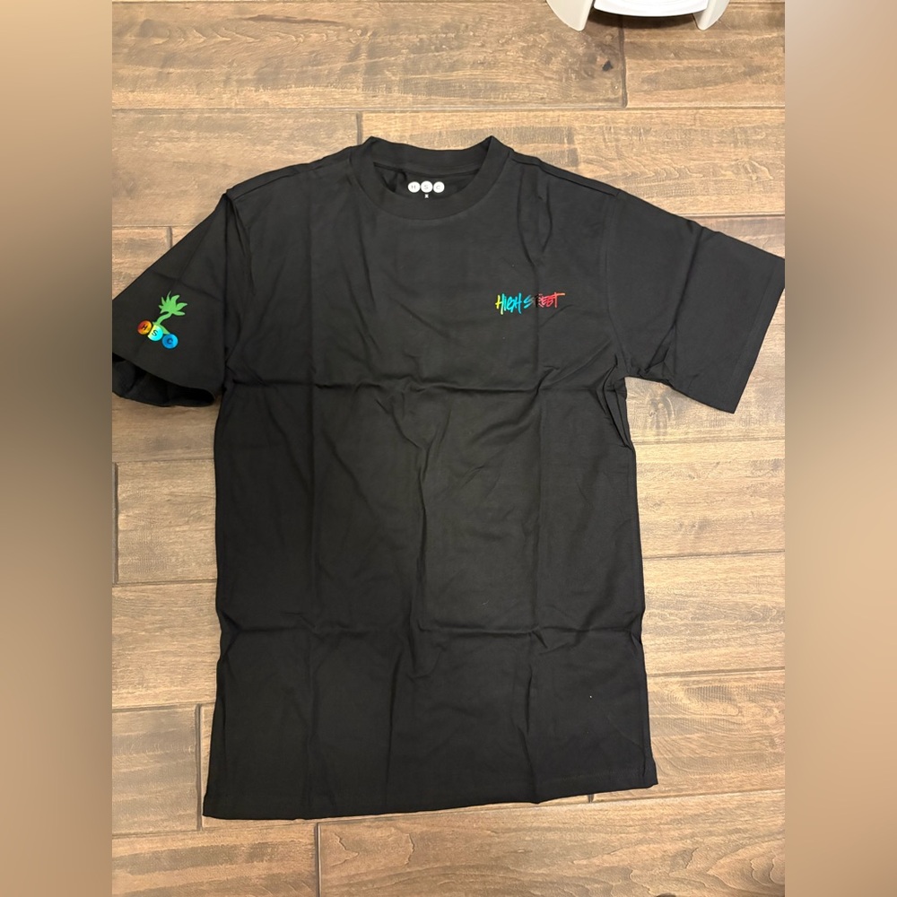 Black Graphic T-Shirt - Norblack Norwhite - New in Package
